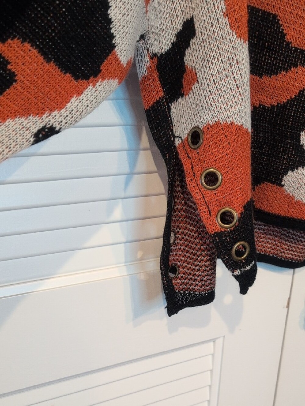 POL Orange, Black & Cream Camouflage Crewneck Sweater NWT Size S - Picture 5 of 7